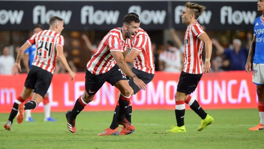 Estudiantes Estudiantes