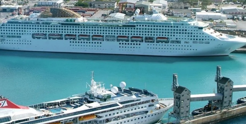 Imagen ilustrativa de crucero Imagen ilustrativa de crucero