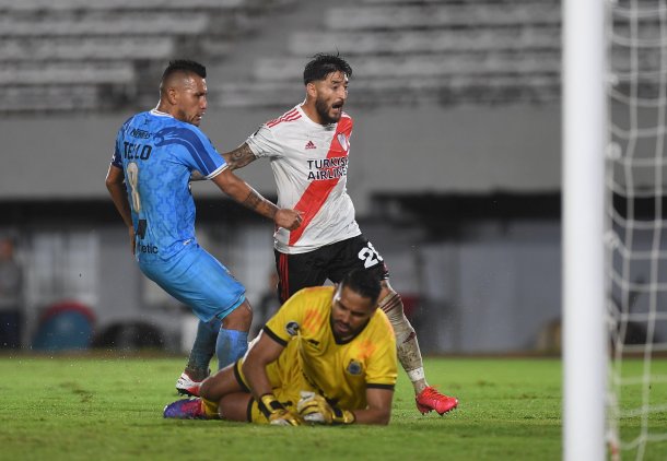 Milton Casco abrió el marcador para River