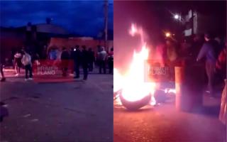 Vecinos y fogata donde tiraron al joven Vecinos y fogata donde tiraron al joven