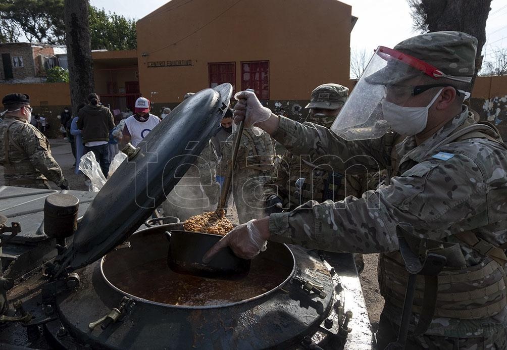 El Ejército asistiendo en Quilmes