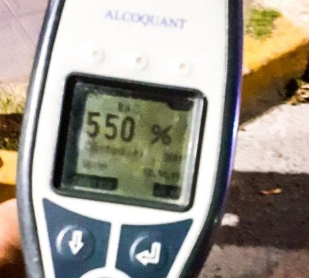 El test de alcoholemia que certifica la graduación alcohólica que tenía el conductor en Necochea. Foto: Twitter