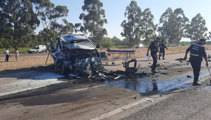 Dos hombres se salvaron de milagro tras un violento siniestro vial ...
