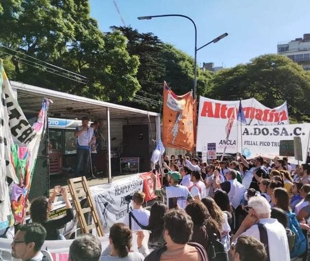 Acto de las docencias en lucha del país en Buenos Aires.