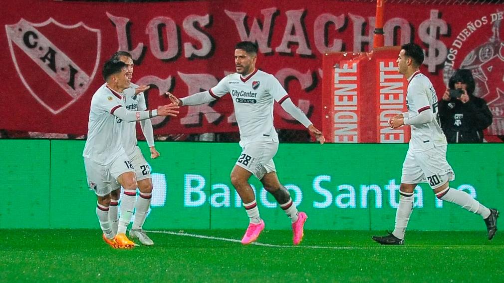 Newell’s se recuperó y le dio un duro golpe a Independiente en ...