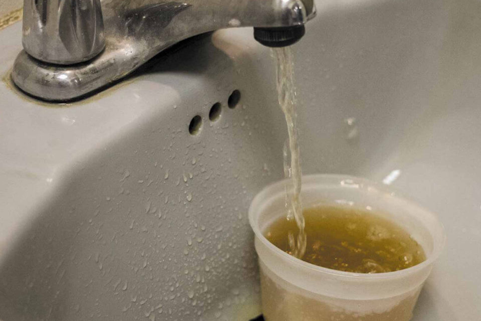 Por alta turbiedad del agua en Caleta Olivia, habrá corte de 24 horas ...