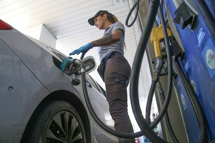 YPF subió el precio de los combustibles YPF subió el precio de los com YPF subió el precio de los combustibles YPF subió el precio de los com