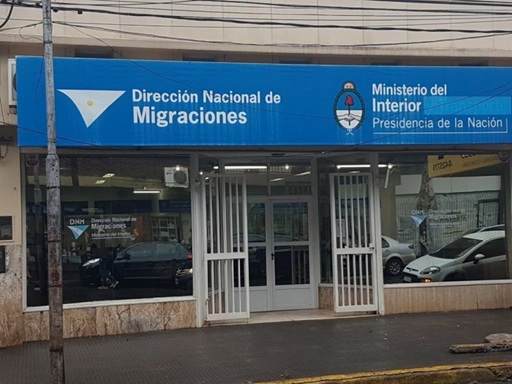 El Gobierno modificó por decreto la ley que regula la política migrato El Gobierno modificó por decreto la ley que regula la política migrato