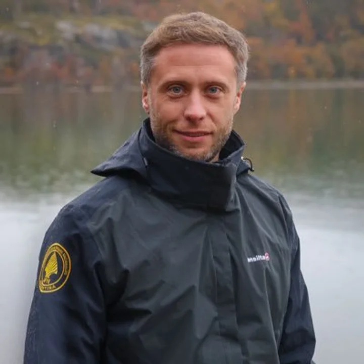 Cristian Larsen Cristian Larsen