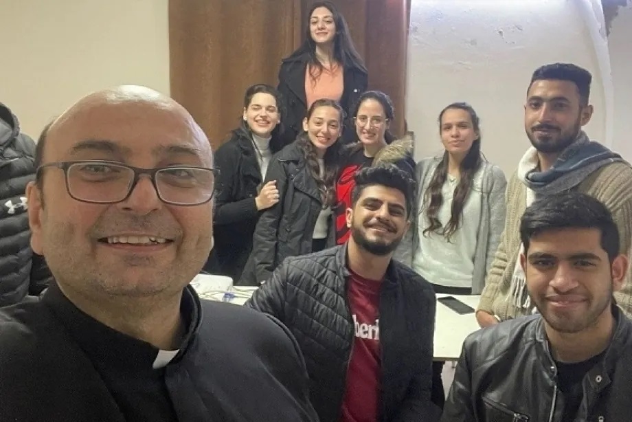 Párroco argentino herido por ataque israelí Párroco argentino herido por ataque israelí