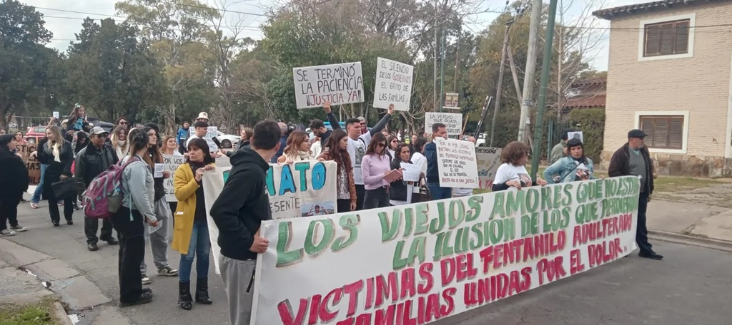 Marcha por las víctimas del fentanilo. Marcha por las víctimas del fentanilo.