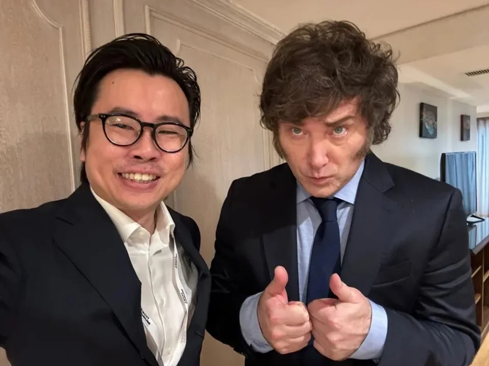 Imagen de archivo del encuentro entre el CEO de KIP Protocol con Milei Imagen de archivo del encuentro entre el CEO de KIP Protocol con Milei