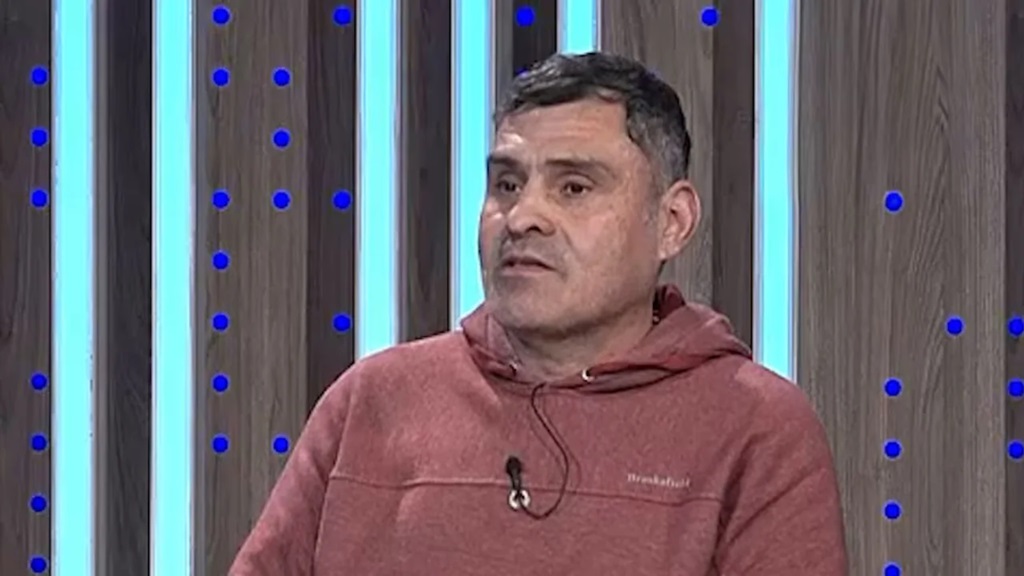 Adrían dijo ser excompañero de Diego Fernández Lima y Cristian Graf. Adrían dijo ser excompañero de Diego Fernández Lima y Cristian Graf.