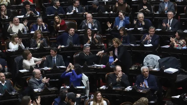 El peronismo impulsó la sanción del reparto automático de los ATN. El peronismo impulsó la sanción del reparto automático de los ATN.