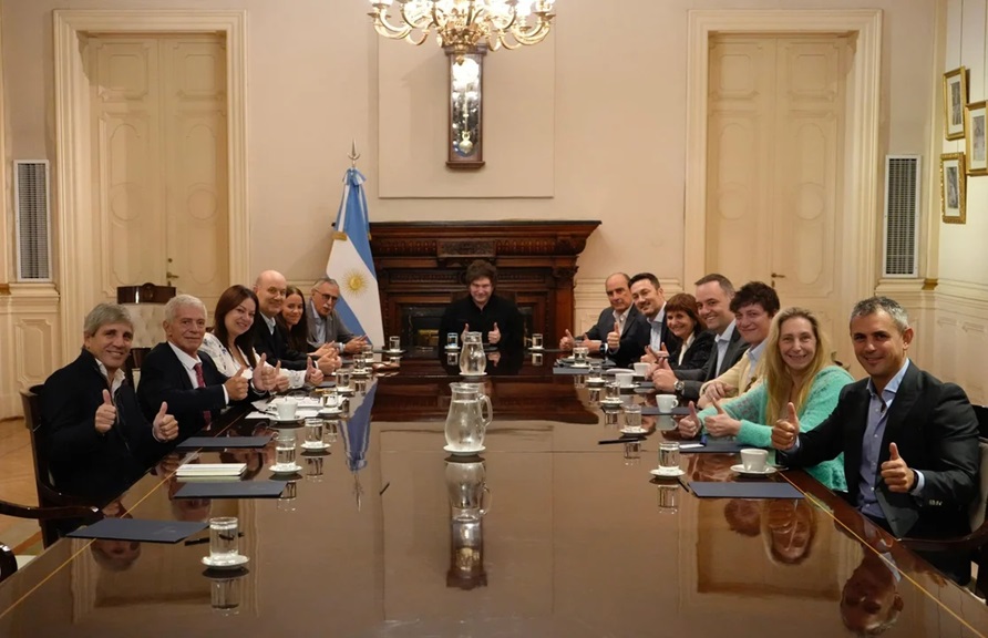 Reunión de gabinete Reunión de gabinete