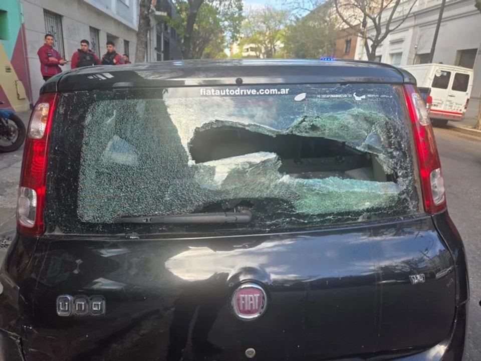 Auto de periodista de Radio 10 Auto de periodista de Radio 10
