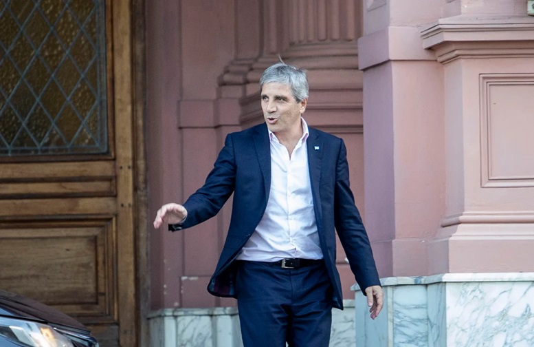 Luis Caputo, ministro de Economía. Luis Caputo, ministro de Economía.