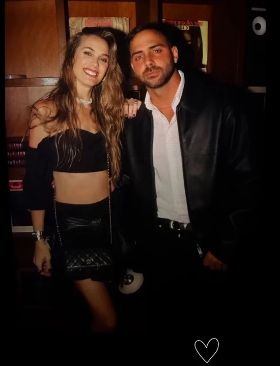 Chechu Bonelli y Grego Rossello. Chechu Bonelli y Grego Rossello.