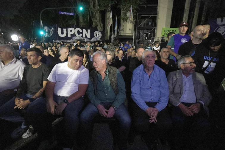 Los popes de la CGT definen sus próximos pasos. Los popes de la CGT definen sus próximos pasos.