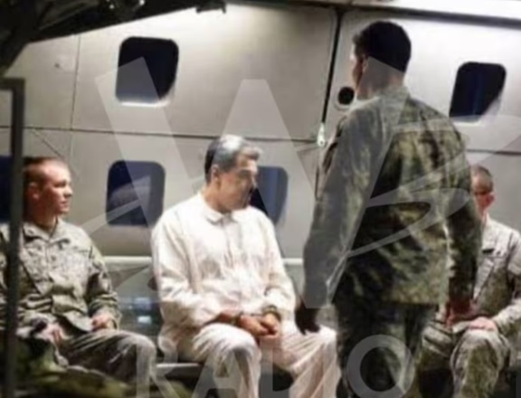 Esta es la primera foto de Nicolás Maduro tras ser capturado por Estados Unidos