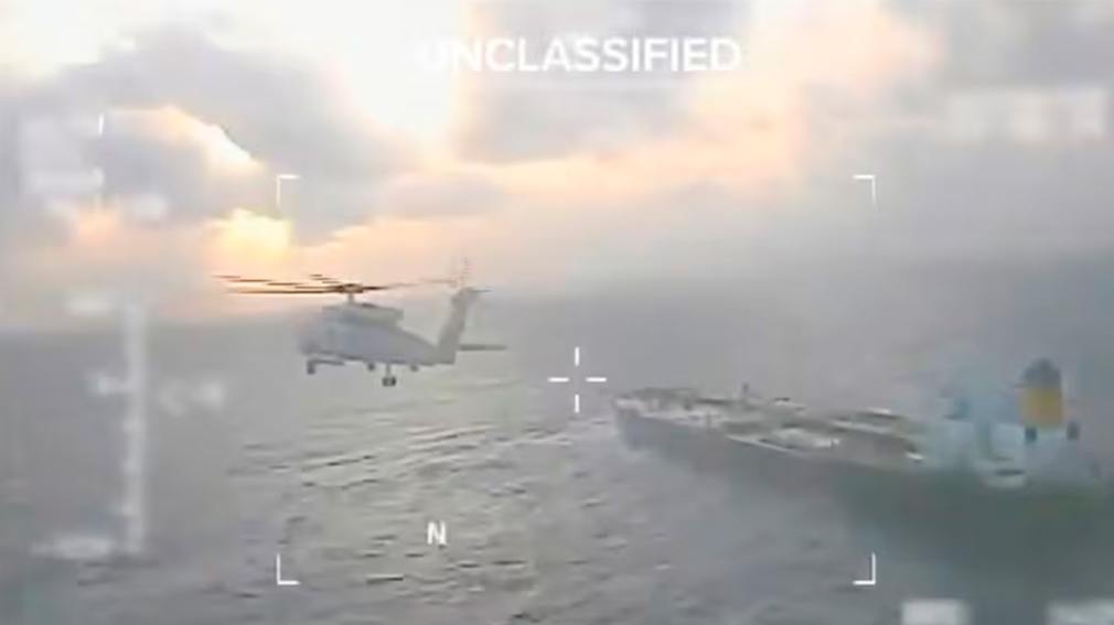 Estados Unidos capturó un petrolero ruso vinculado a Venezuela tras una persecución de dos semanas