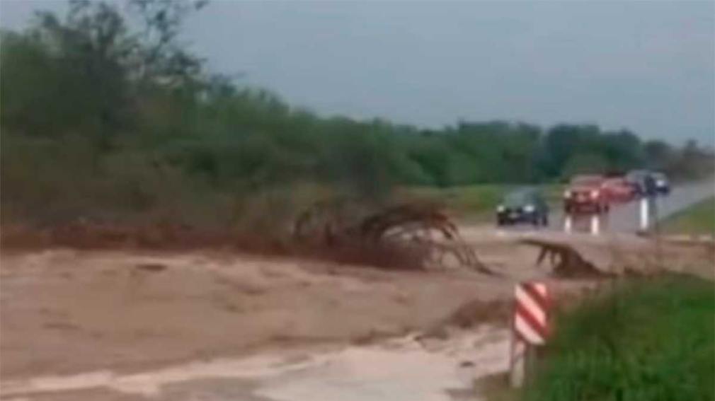 Una fuerte tormenta causó numerosos problemas en Salta
