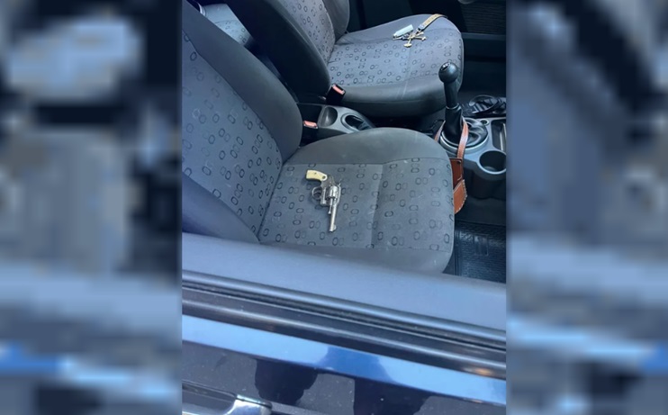 REVÓVER HALLADO -  Agencia NA (Polic&iacute;a)