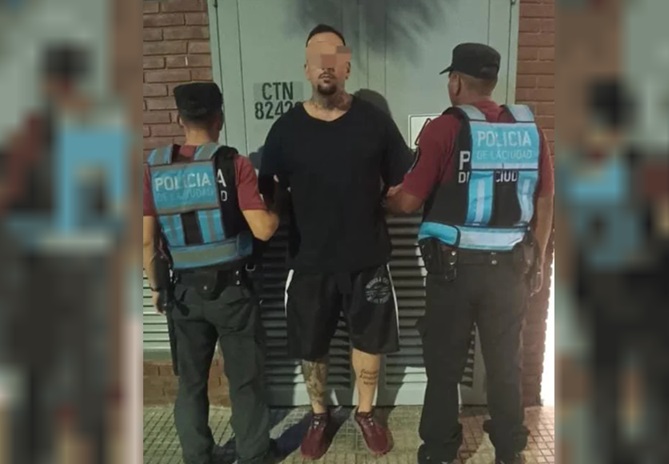 Villa Pueyrredón: Un italiano fue detenido por portar una placa falsa de Policía y estar armado