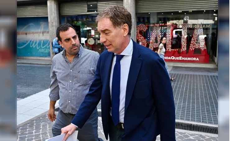 Diego Santilli viaja este viernes a Corrientes para sumar el apoyo de Valdés a la reforma laboral de Milei