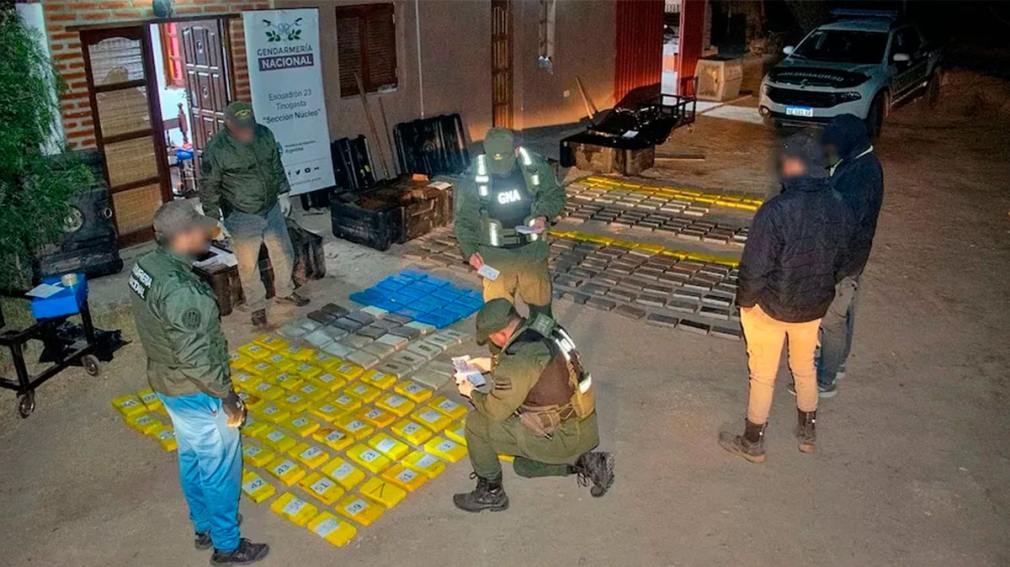 Catamarca, eje del nuevo corredor narco: siete de cada diez cargamentos evaden controles