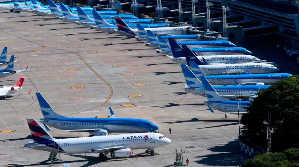 Postergan el paro aeroportuario, pero se esperan demoras por asambleas en las terminales