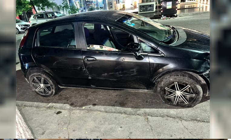 Evadió un control policial, chocó y lo detuvieron.