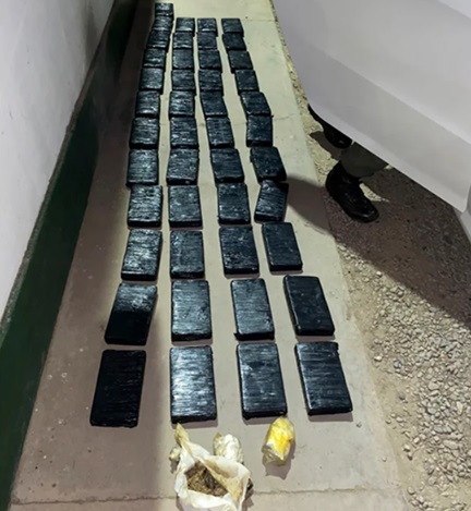 Transportaban 63 kilos de cocaína