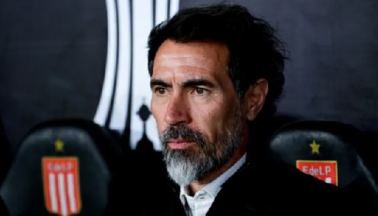 Eduardo Domínguez se va de Estudiantes