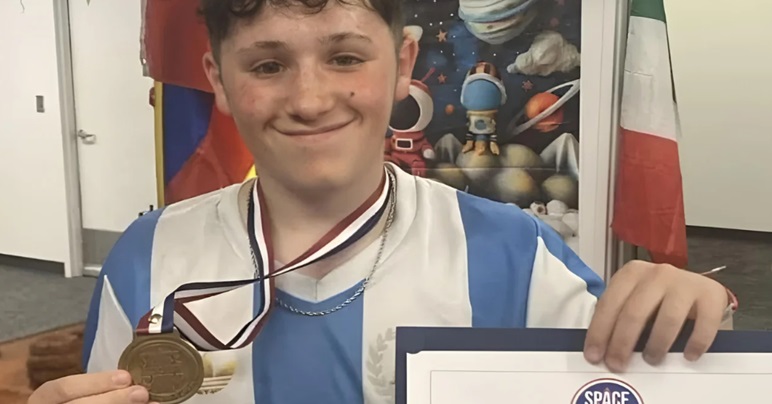 Un adolescente argentino fue premiado por la NASA.