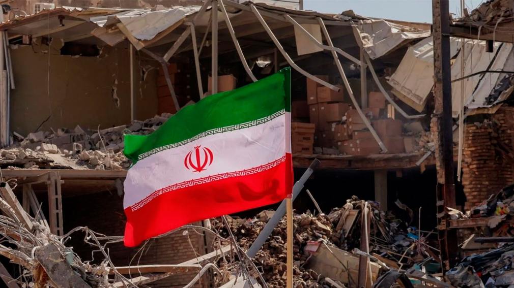 Israel dice que los ataques a Irán continuarán &ldquo;sin límite de tiempo&rdquo; hasta lograr &ldquo;aplastar al régimen&rdquo;