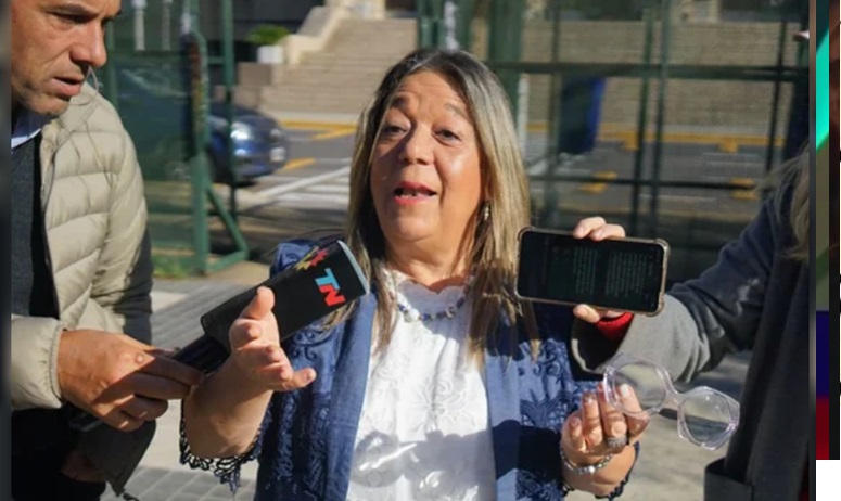 ESCRIBANA DE MANUEL ADORNI