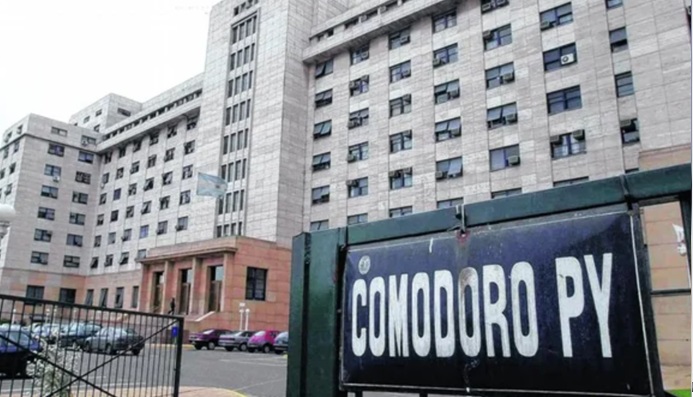 Causa Cuadernos: siguen las declaraciones de testigos en el TOF 7 desde este martes