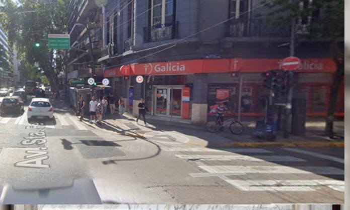Sucedió en el cruce de las avenidas Scalabrini Ortiz y Santa Fe.
