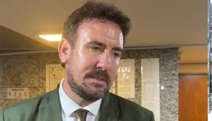 RENUNCIÓ ABOGADO DE BARRELIER