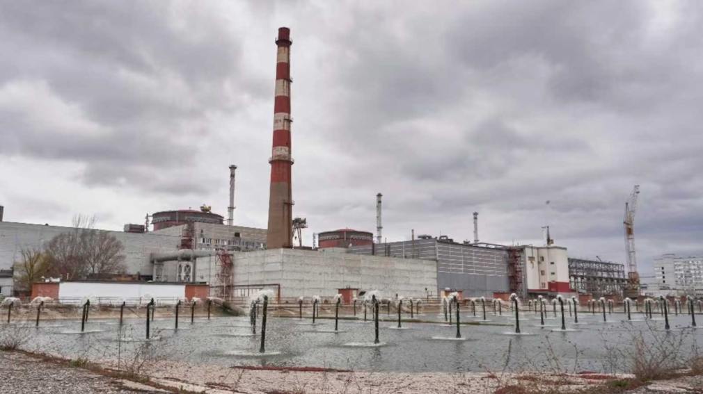 Alarma nuclear en Ucrania: un dron impactó en la central de Zaporiyia y monitorean la radiación