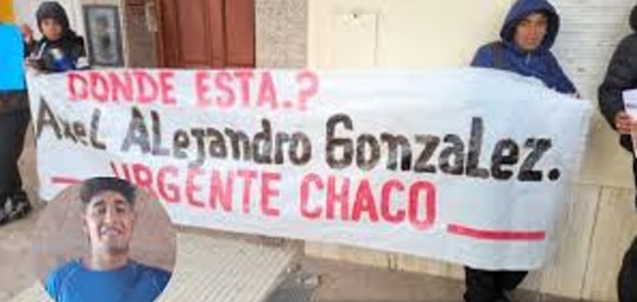 Axel González lleva casi veinte días desaparecido.