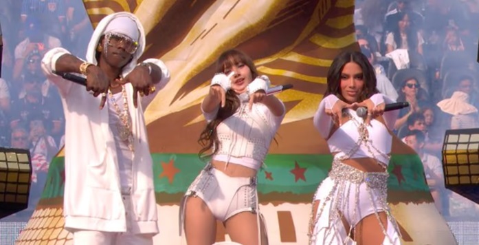 Lisa, del grupo Black Pink junto a Anitta y Rema<br/>
Foto: Agencia NA - Redes sociales