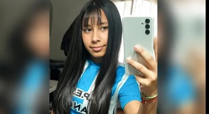 AGOSTINA VEGA DE 14 AÑOS