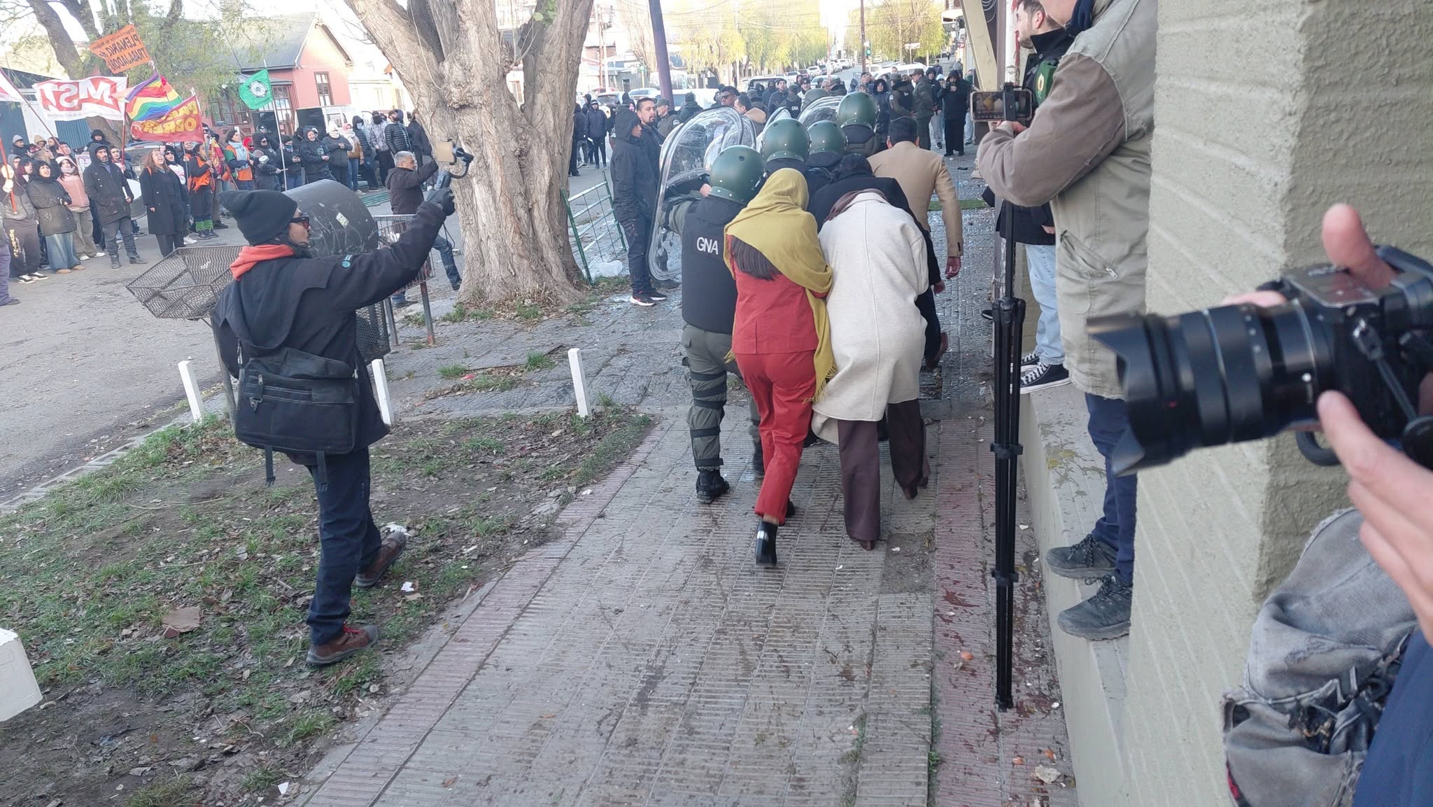 Incidentes en el Foro Libertad Avanza. FOTO GENTILEZA TNRIOGALLEGOS