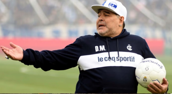 Uno de los asistentes de Maradona declaró en San Isidro.