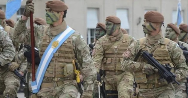 Personal de las Fuerzas Armadas cobrarán un plus salarial de suplemento por título: quiénes lo cobran y cómo acceder