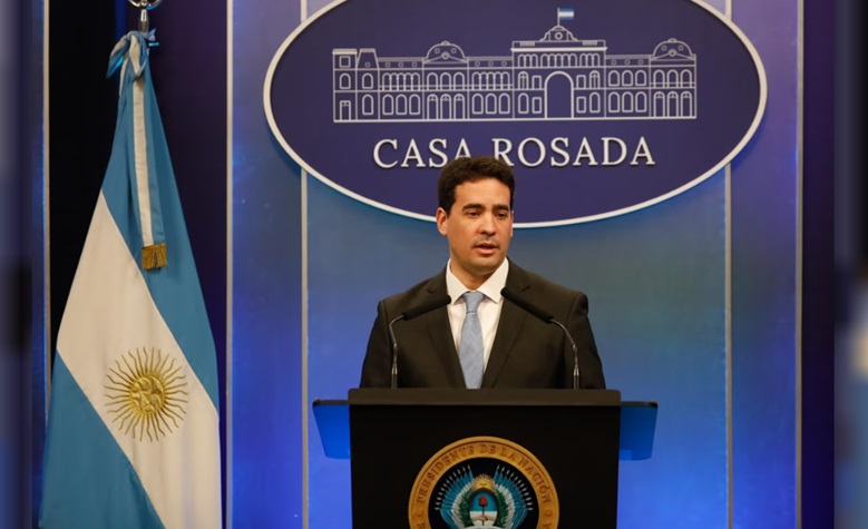 Adrián Ravier aclaró sus dichos cobre el dólar.