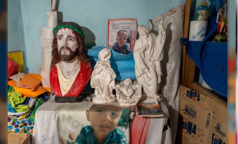 ALTAR DE LA FAMILIA DE LOAN