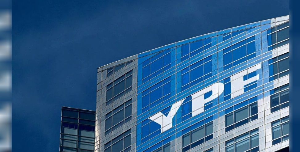 YPF informó que aplicará un aumento a los combustibles.